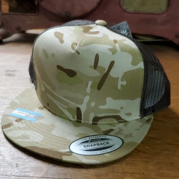 LOT OF 12 -YUPONG, MULTICAM, CAMOUFLAGE, SNAPBACK… - Picture 5 of 8
